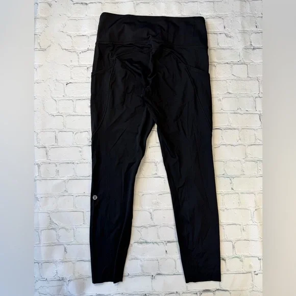lululemon athletica Black Leggings with side pockets size 8 - Picture 11 of 11